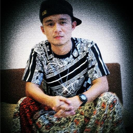 rixvalentino's profile picture. Sik berapa active gilak dah.