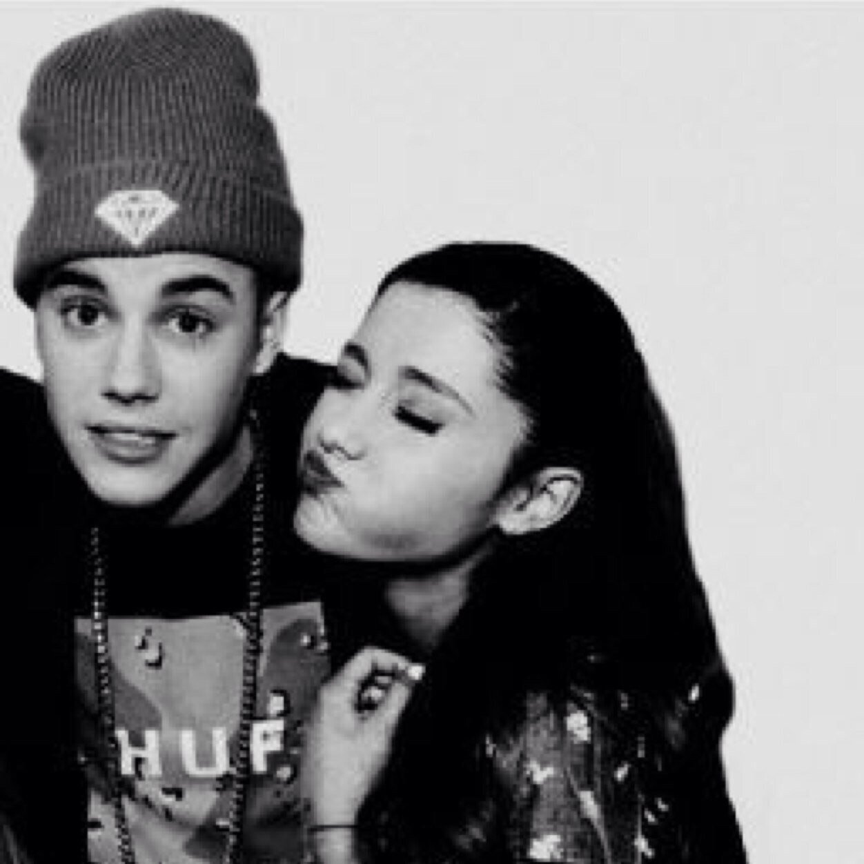 DRUNK IN LOVE - fan page for justin bieber and beyonce