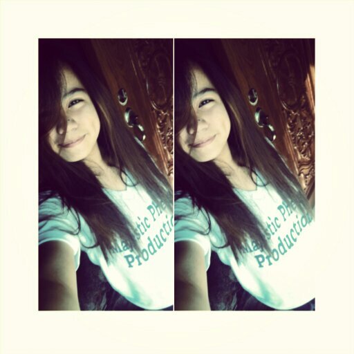 I'm a teenager. I have a messy room. I spend most of the time online. I go to bed late, and I'm crazy about one person.
