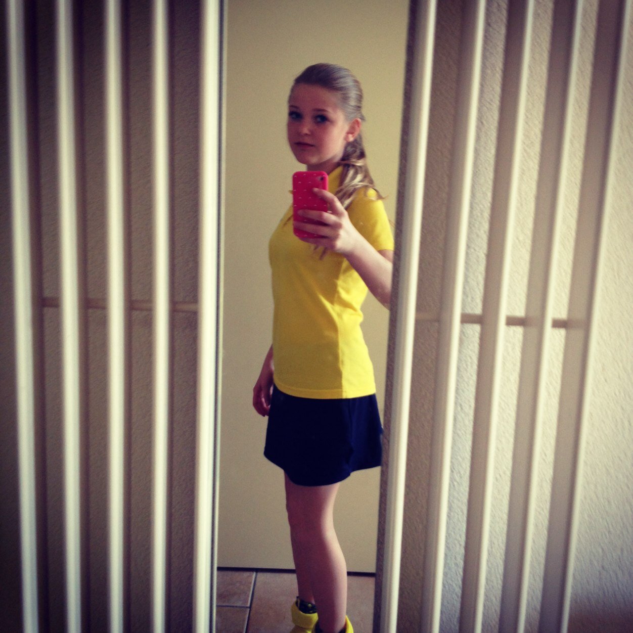 elise ll 12 jaar ll 8a ll bestiess ll hockey MD2 ll love Horse ll hamster missy ll konijntjes snowy en sibbel❤️❤️❤️