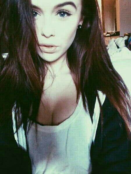 Destiny||17 anni||Single