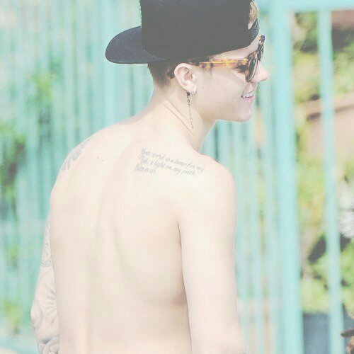 follow me i follow back! 3