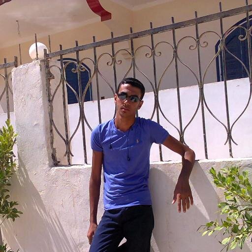 باحث عن الحق والعلم في كل مكان