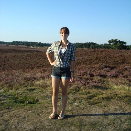 Elise_Seasons's profile picture. Music!