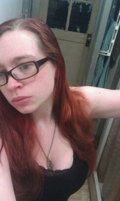 MiniPandyPops's profile picture. 