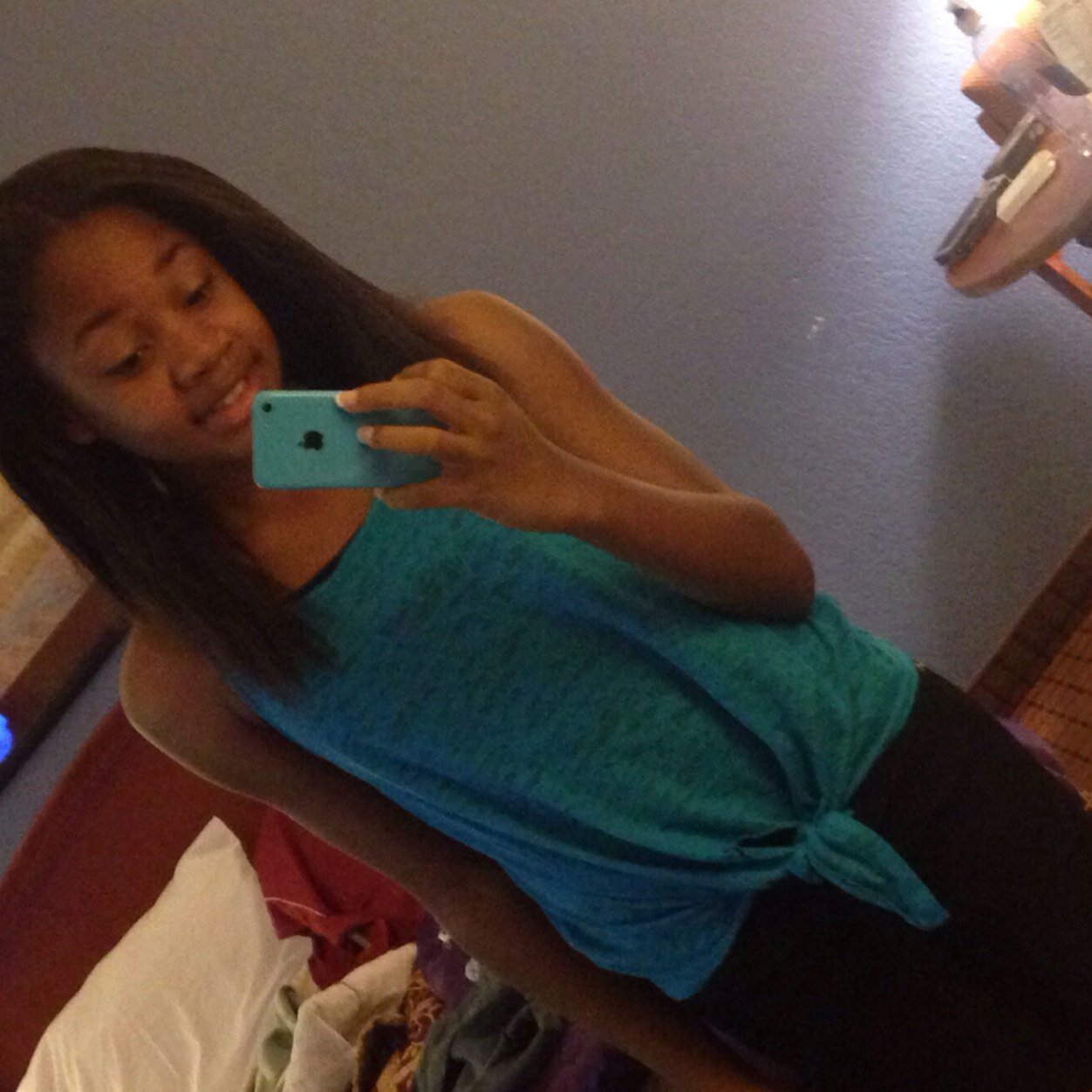 PIZZA LOVER .. Follow me on ||instagram|| @_oso_bree| hair stylis | ask.fm|| diaamondz||| food over thots thou||