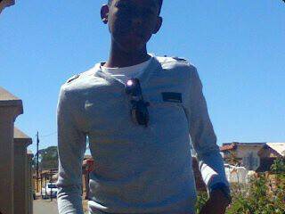 sphesh_16360's profile picture. I'm an AQUARIUS.