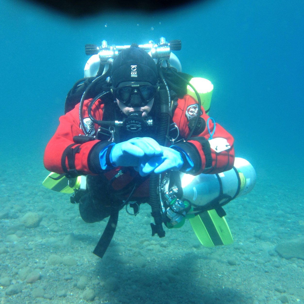 I'm a diver, a developer, marketing strategist, teacher, speaker and student.
