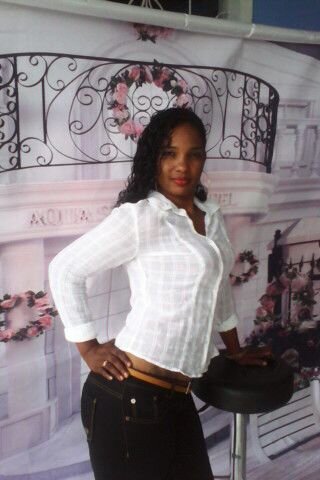 Im that girl who's confident about her self ;-)  Im blessed