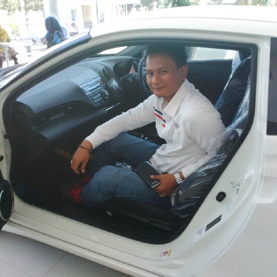 ZooeMapan's profile picture. Keritis dan idealis itu membangun