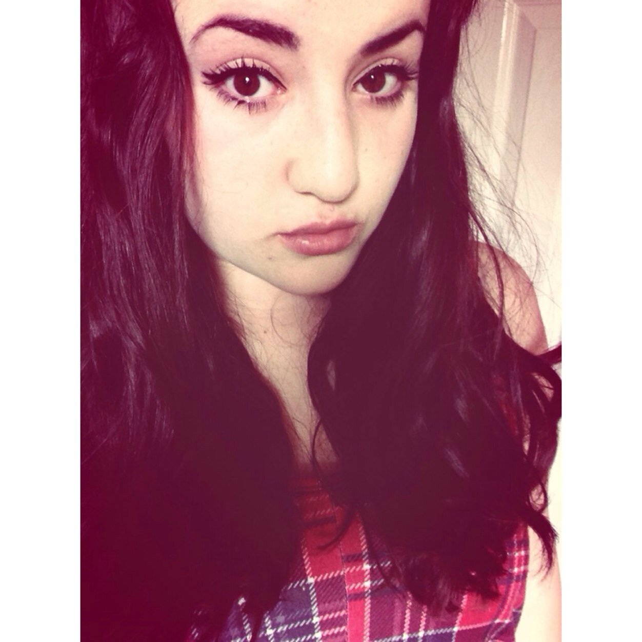 18. I love piercings, pizza and @adambates96 lots. Xo