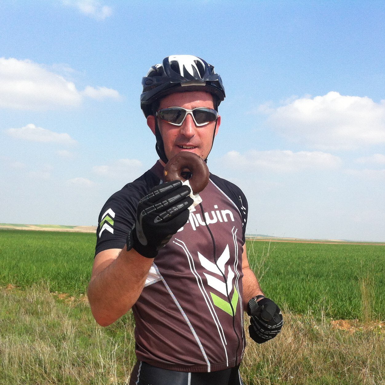 Ignatiusbadu's profile picture. REPARTIDOR DE ALEGRÍAS EN LOS BARES, Y GRAN AMANTE DEL REAL VALLADOLID Y EL MOUNTAIN BIKE