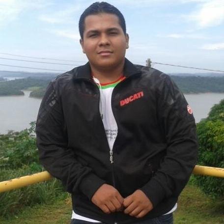 Sou inconstante e talvez imprevisível.
Não gosto de rotina. Eu amo de verdade aqueles pra quem eu digo isso