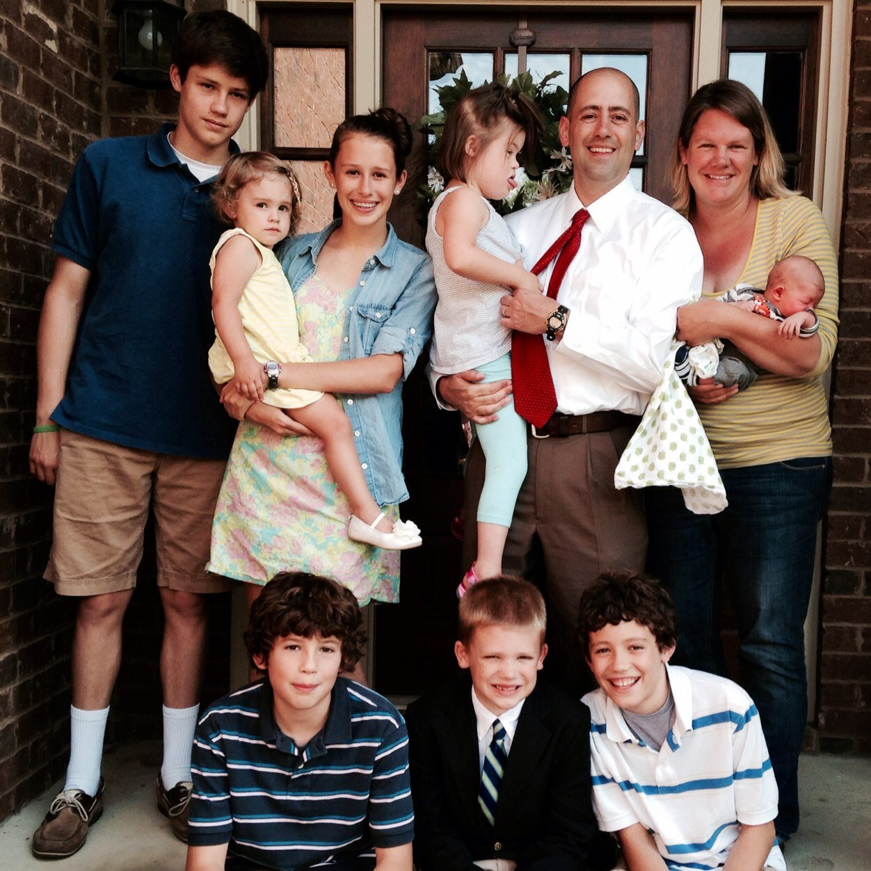 Husband and father to 8 beautiful children. Catholic educator at Pinecrest Academy.