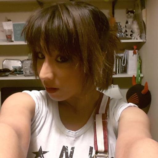 I'm 23, Anything Gaming/Fantasy/Horror/Food is fine with me~ :3 Causes of fangirl squealing include: Kingdom Hearts, Final Fantasy and Silent Hill
