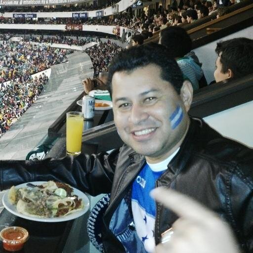 RZniga's profile picture. Honduras pais hermoso, mereces mejor suerte