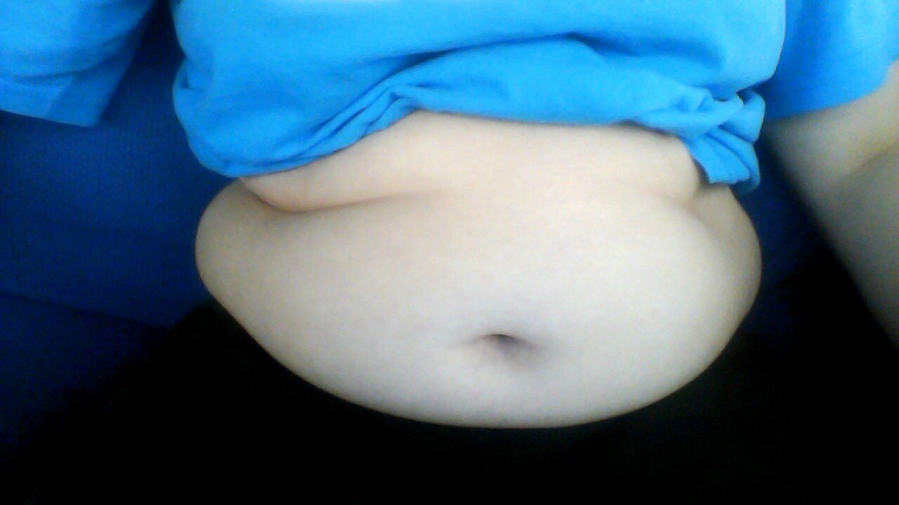 I weigh 162 pounds and hoping to gain more pounds. I wont to wiegh between 200 pounds and 300 pounds. If you know and fatty foods that I can eat to gain 200.