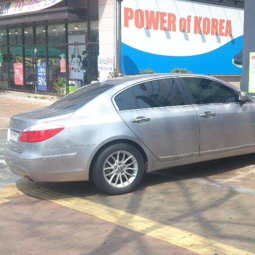 Koreanparking's profile picture. is tweeting pictures of cars parked with the entitlement that their drivers convenience tops safety of anyone else.