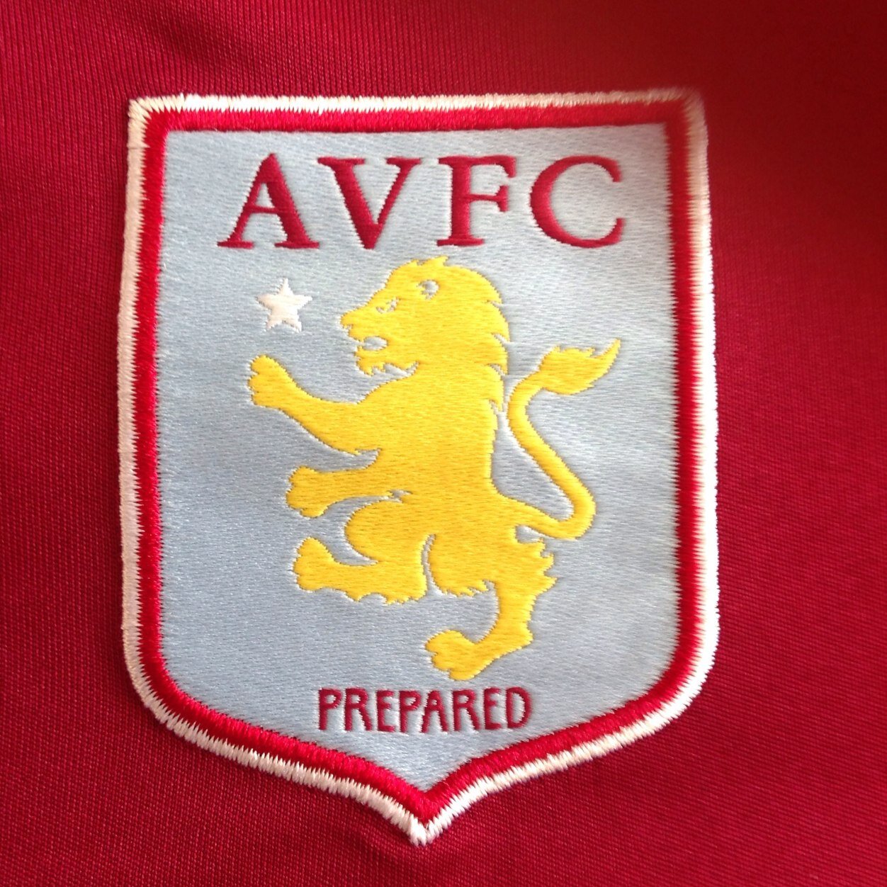 Aston Villa, obsessed since late 60's. still waiting for that elusive FACup. #AVFC, Saunton Golf Club member.