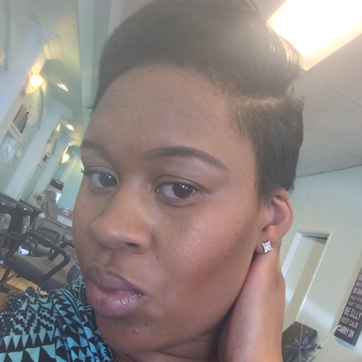 Licensed Hairstylist & extension connoisseur!