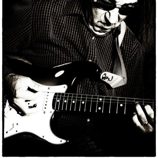 GUITARRISTA DE AGUATURBIA