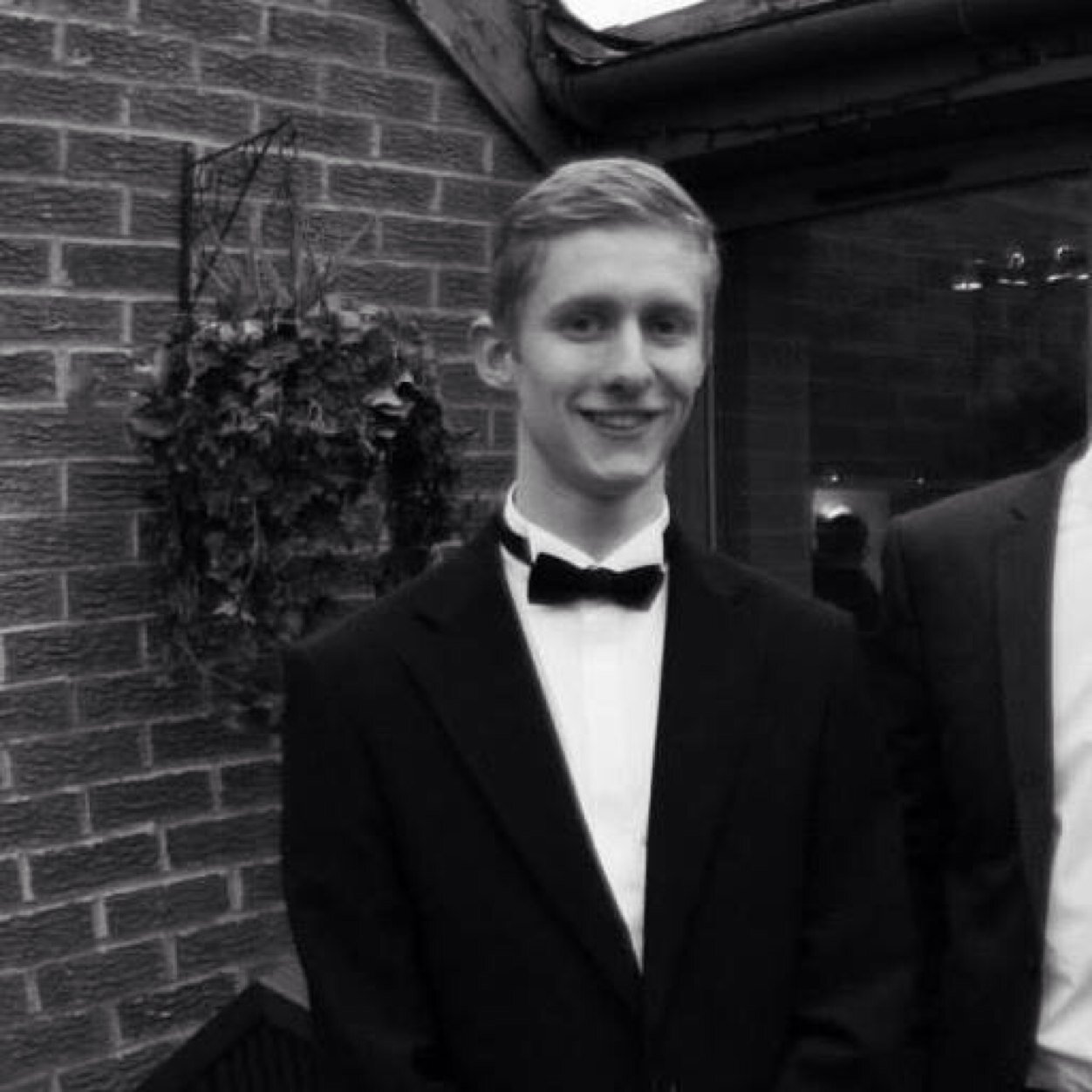 Warby2's profile picture. Founding member of the plagiarism team and current partisipant in the late guy league.