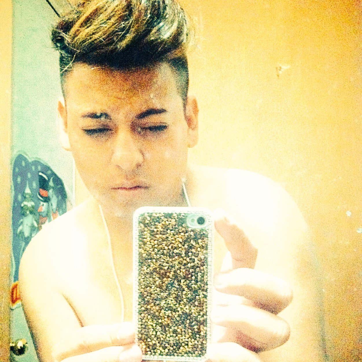 Thank you guys for the love & support!! Get #MMMYEAH on iTunes now ****** my Facebook Luiss Mahonee * #Mahoneboy