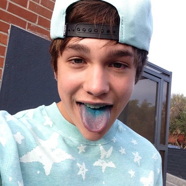 SavedByMahomie7's profile picture. free follow from @raisadlmz_♡ follow her bc she follows back♡