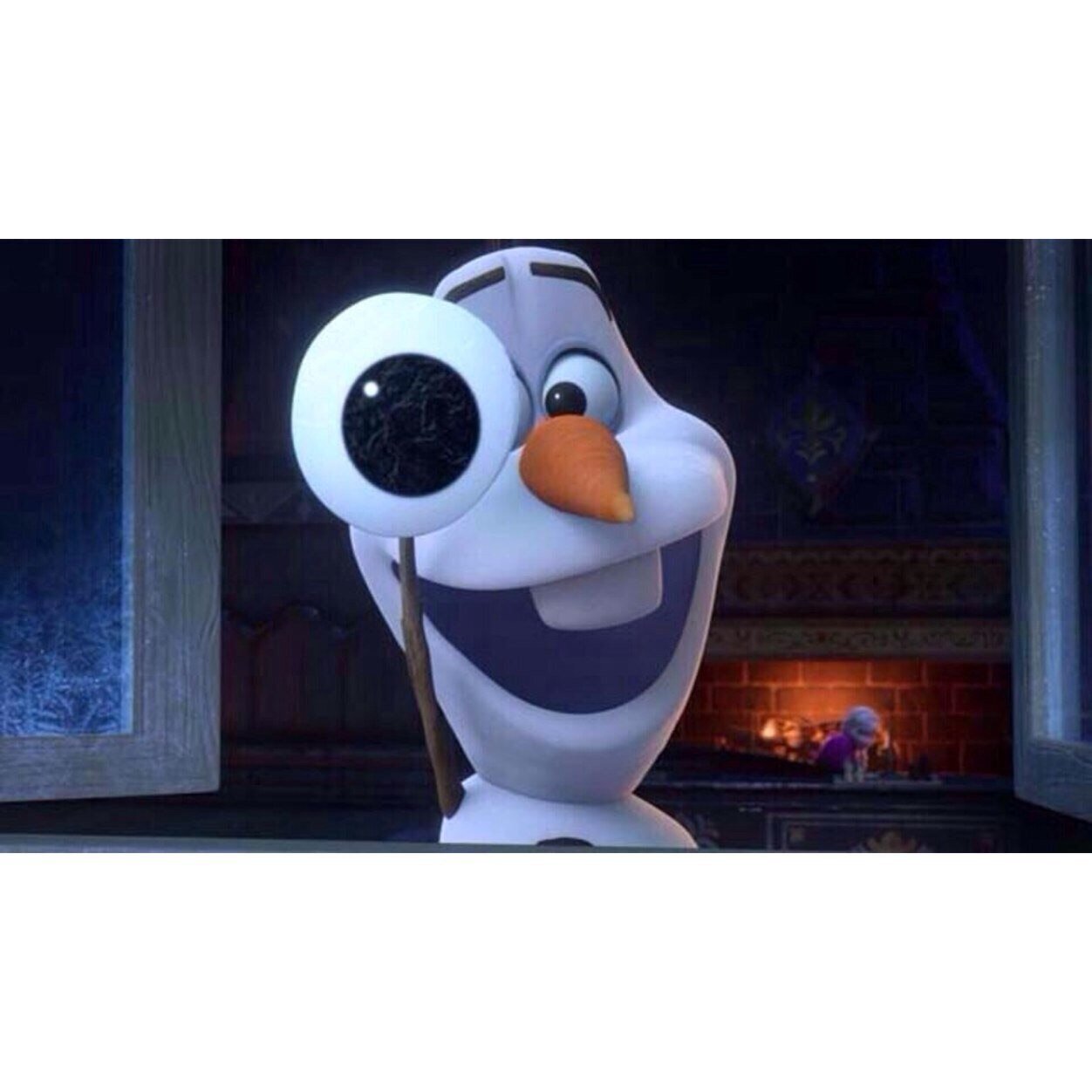 Hi, I'm Olaf, and I like warm hugs. I also love summer. || @ArendellesElsa_ and @ArendellesAnna built me.