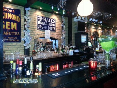 OsheasVlaarding's profile picture. The Irish Pub Vlaardingen Netherlands
every weekend liv music , 7 days a week live sport events , kitchen open Fri/Sat/Sun