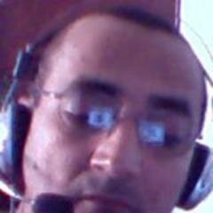 Trabalhador da industria de energia com atividades em internet marketing. (https://t.co/EeLlIIX7Xj)