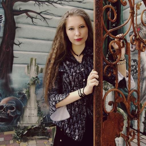 Я Катя Саенко , Caitlin_abby мой творческий псевдоним (http://t.co/P2lxBMRHOW) . Также я надмин группи про  Pauley Perrette http://t.co/TgDRoLlzJE .Люблю #NCIS
