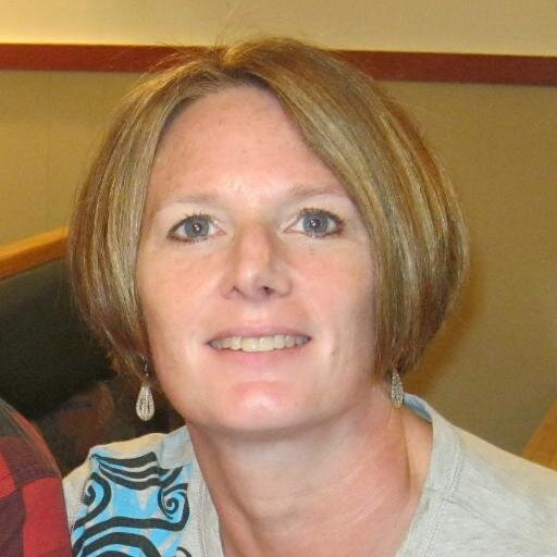 Newly retired ELL tchr. Interested in integrating technology. Crazy about God, husband, family, friends, & cats. Read to further professional career.