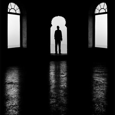 Photographer born in Brittany living in India for the past 18 years.