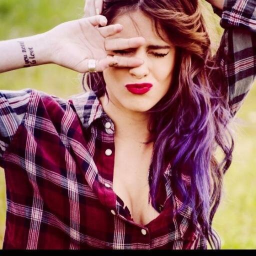 hello i love music. Favorite band: one direction---little mix---the wanted... i love scribble poems @martinastoessel