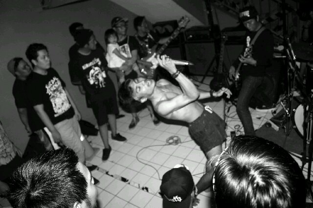 Indonesian thrashgrind mumbo jumbo core | since 2003 | sonatagrind2003@gmail.com | contact: 08561134225 | http://t.co/GGTMXAmgjF