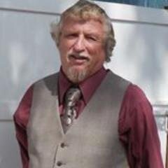 Retired, husband, father, grandfather and great grandfather. You Tuber.
I post about news, Appliance Repair, Kodi TV and Construction. 
I also build computers.
