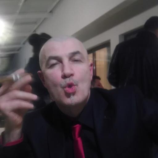 skm_veles's profile picture. 