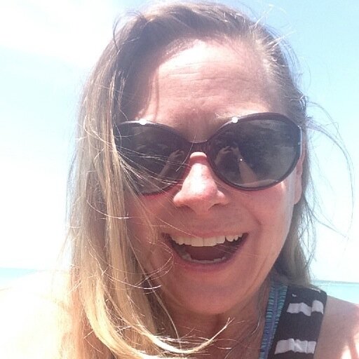 SmithOnMain's profile picture. raised in new jersey, lived 20 years in caribbean, loves people