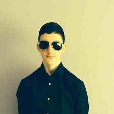 Dylan_Holder_'s profile picture. Teen wanting a better life. 15. Single. Diver. Fighter. Have dreams to follow.