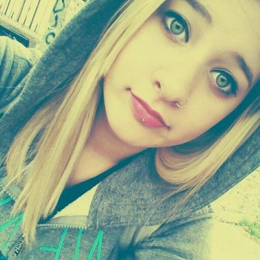 SrtaBissett's profile picture. I'm in the fast lane, from L.A. to Tokyo.