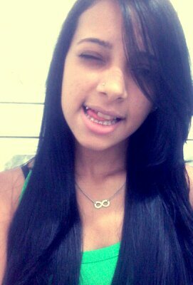 oie! sou estudante, mui amiga*- a disposiçao de novas amizades. e apaixonada pelo meu mohzin sz  (jr) u.u .
http.layanedrewsuritta,com.br