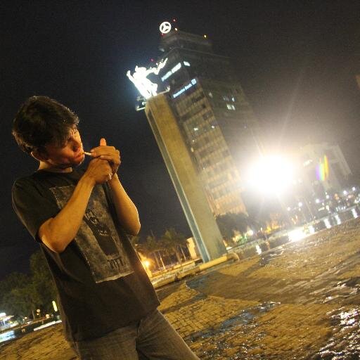 Sedang berjuang menghadapi kerasnya dunia nyata | Faculty of Law | |