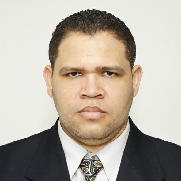 Hijo, padre, esposo, amigo, compañero y abogado
