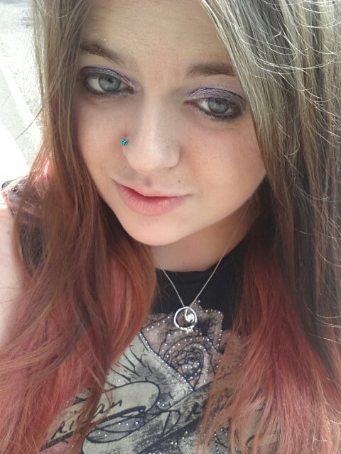 Just a small nerdy rock chick from England  {I follow back}