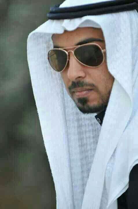 ثوبي مع اشماغي مع اعكال راسي كلهن عراقيه