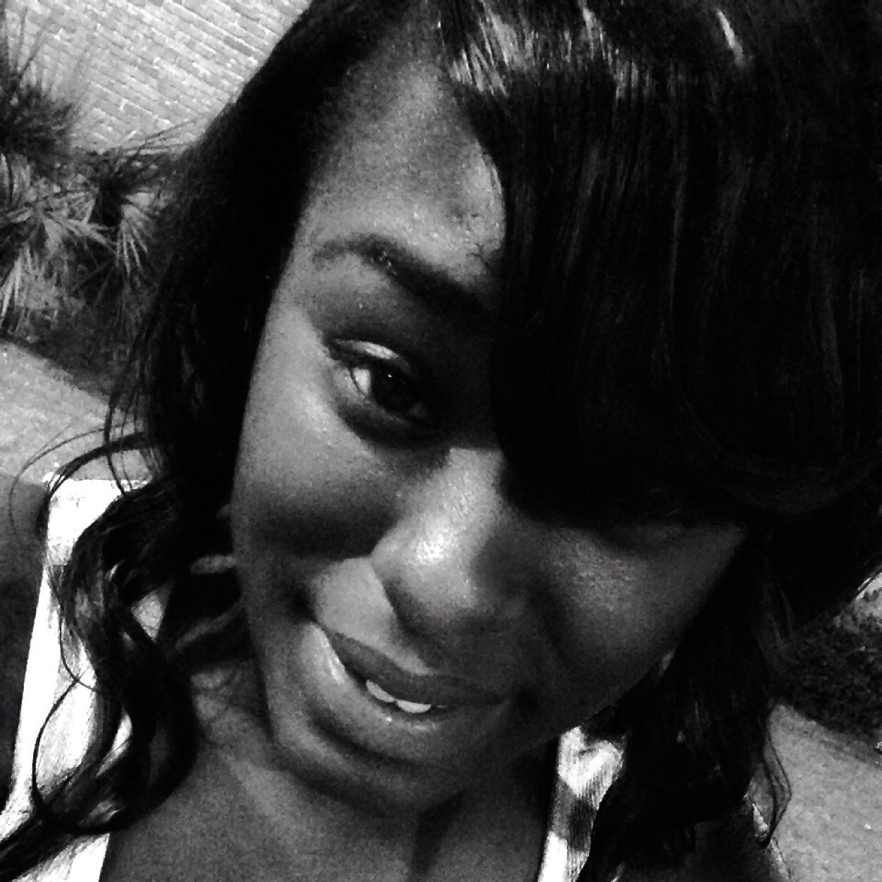 19 |singer |aquarius|Team iphone | I'm just living life and learning every single day|