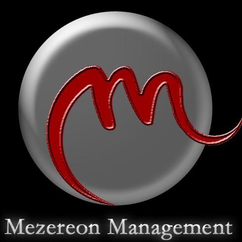Middle School Teacher and
Specialized in managing the careers of boxers and MMA fighters.