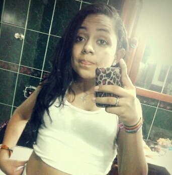 Ooi, vim fazer a bio dela, cara, nao tenho palavras pra ti, so digo que por ti faria o impossivel, conta sempre! Te Amo melhor amiga ♡ / @PorraBiiaah aki