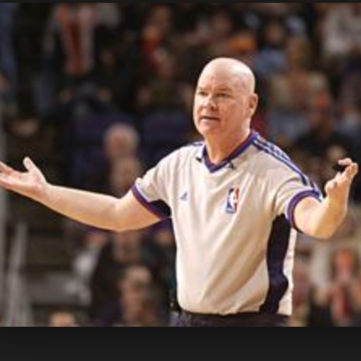 Follow this if you want to talk about how badly NBA refs SUCK
